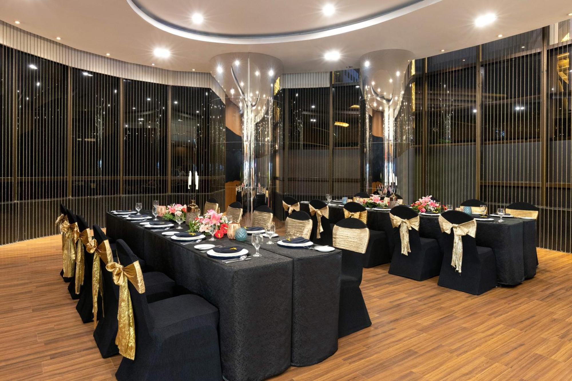 Ibis Bandung Trans Studio Exterior photo